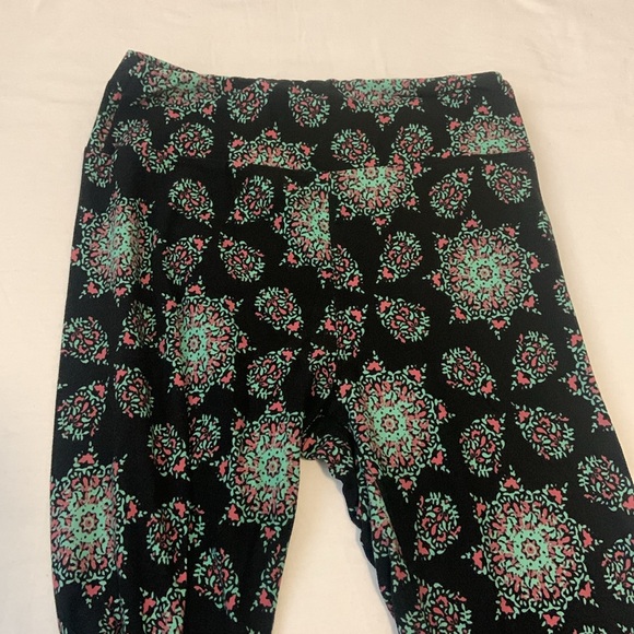 Lularoe Leggings One Size - Picture 2 of 3